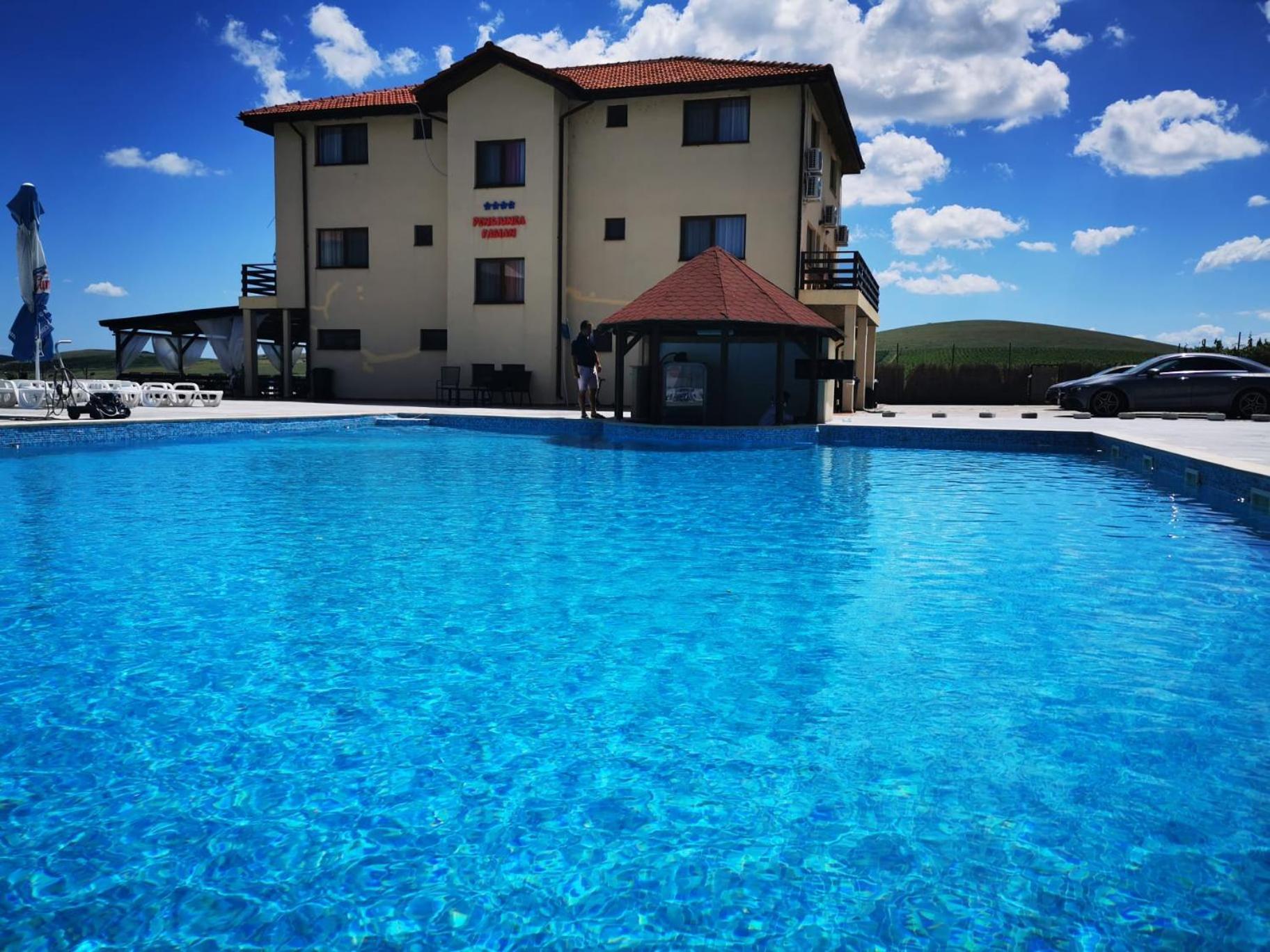 Pensiunea Fabian Hotel Юриловка Екстериор снимка