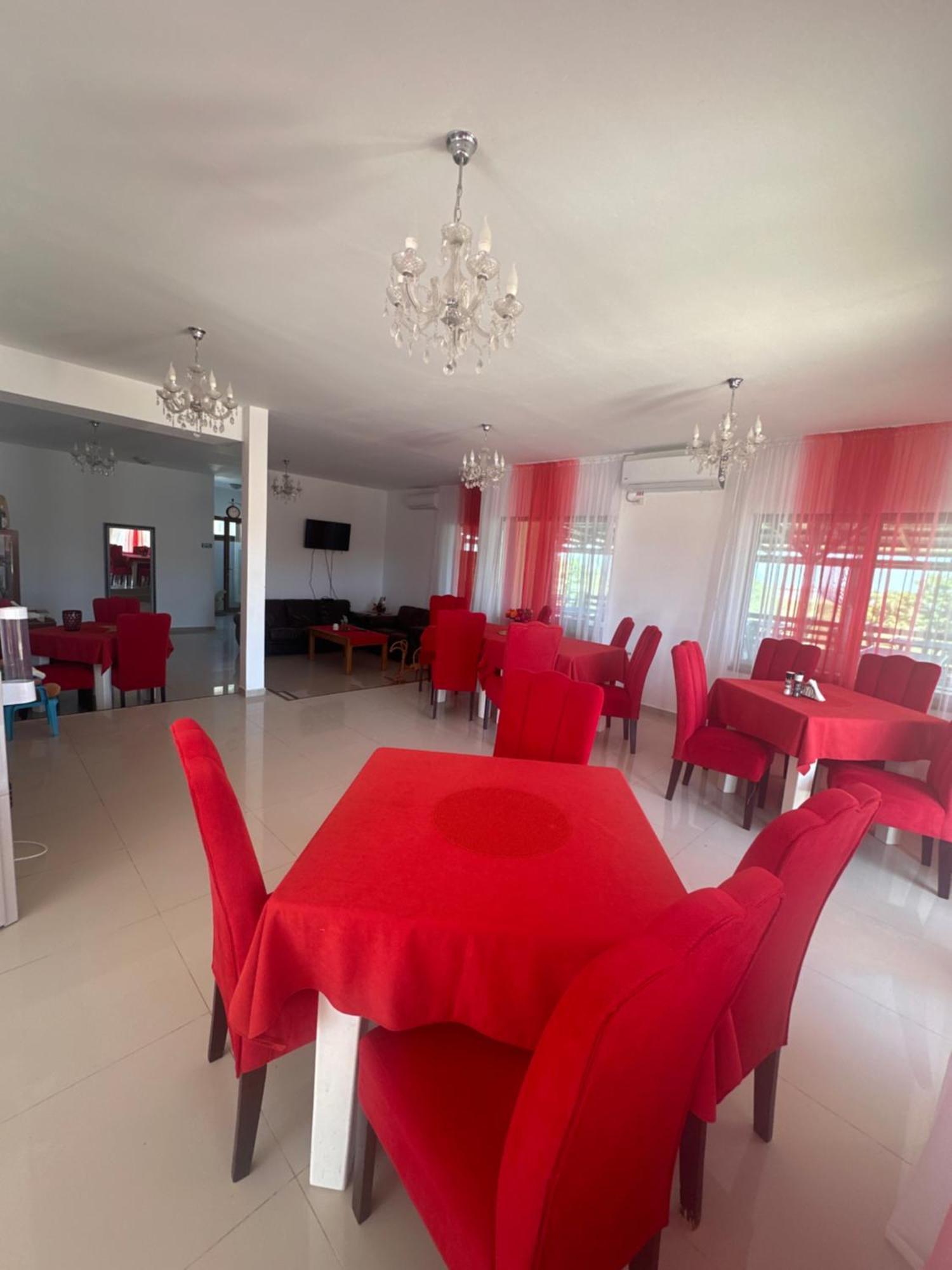 Pensiunea Fabian Hotel Юриловка Екстериор снимка
