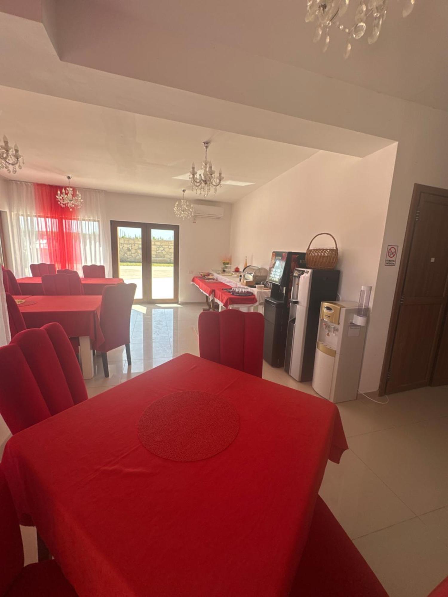 Pensiunea Fabian Hotel Юриловка Екстериор снимка