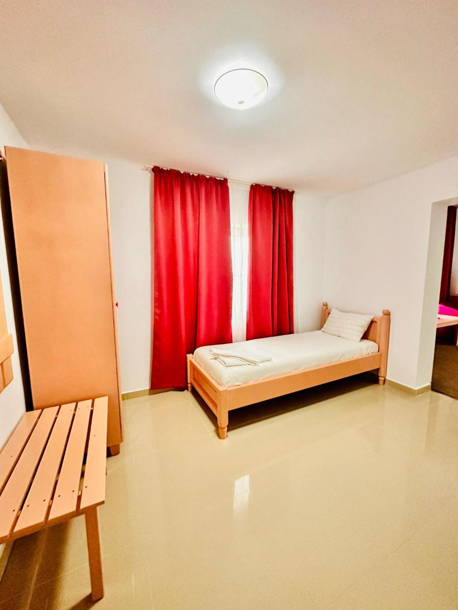 Pensiunea Fabian Hotel Юриловка Екстериор снимка