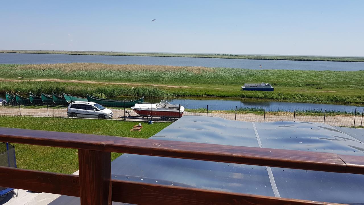 Pensiunea Fabian Hotel Юриловка Екстериор снимка